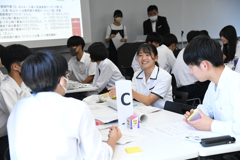 【中古】 学校づくりの組織論/学文社/佐古秀一 学校づくりの組織論 (講座現代学校教育の高度化 12) | 佐古 秀一