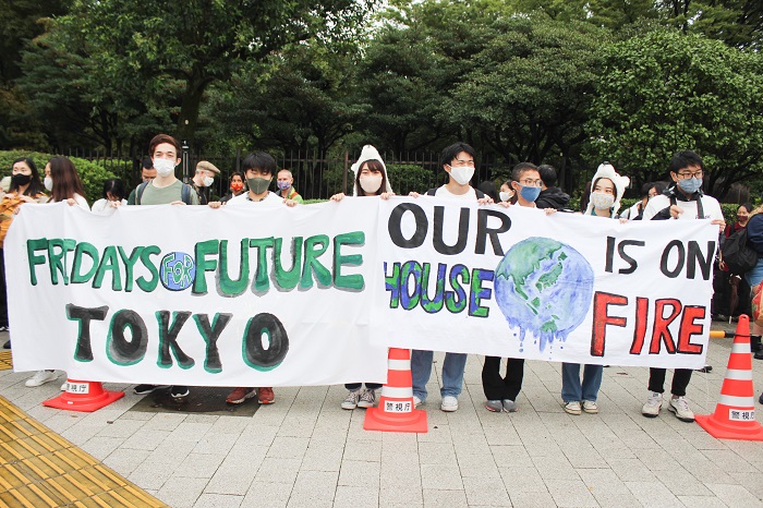 国境を渡る ポイントロバーツ (ワシントン州) - Wikipedia